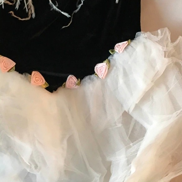 Girl's Frilly Skirt/Bottom - Picture 3 of 5